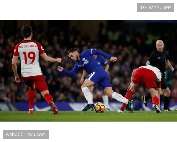 西布朗强势晋级季后赛，状态回暖引球迷期待