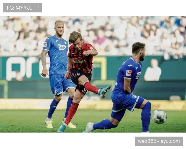 弗赖堡边路快攻掀起战术新风潮，速度优势成进攻利器